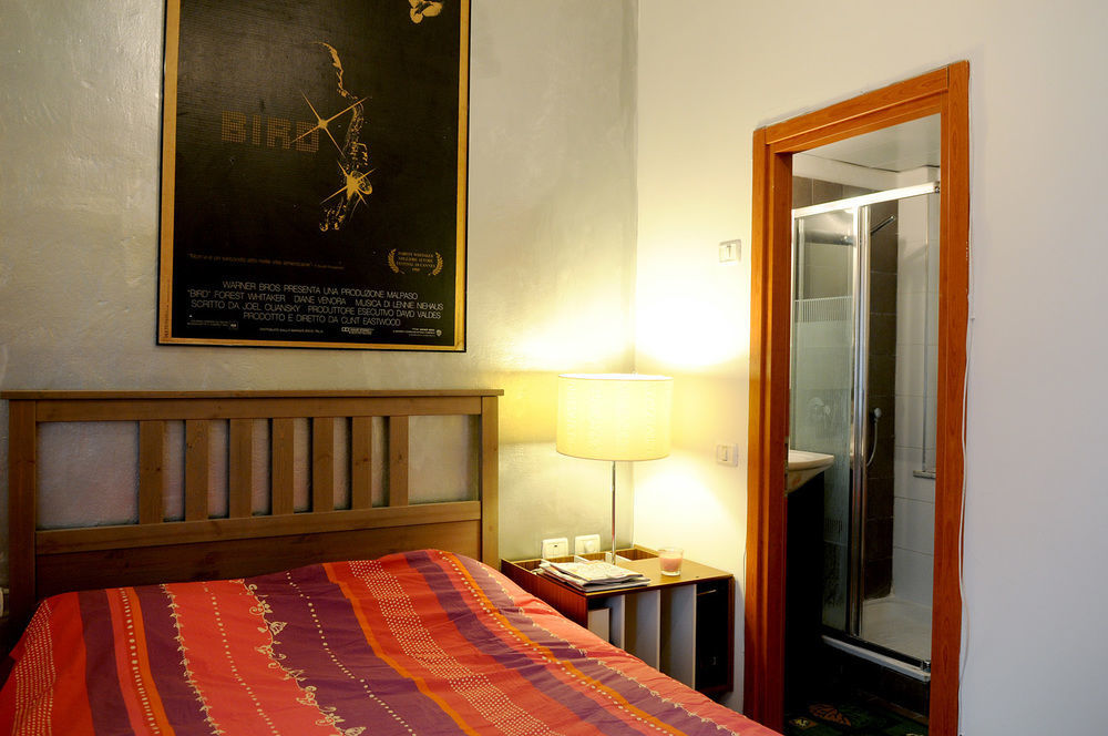 Eclectic Aparthotel Tel Aviv Ngoại thất bức ảnh