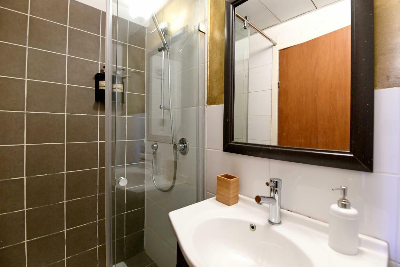 Eclectic Aparthotel Tel Aviv Ngoại thất bức ảnh